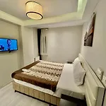 Aram Edessa Hotel 3*