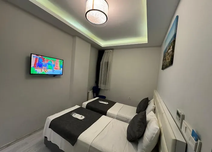 Hotel Aram Edessa 3*