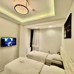 Aram Edessa 3*